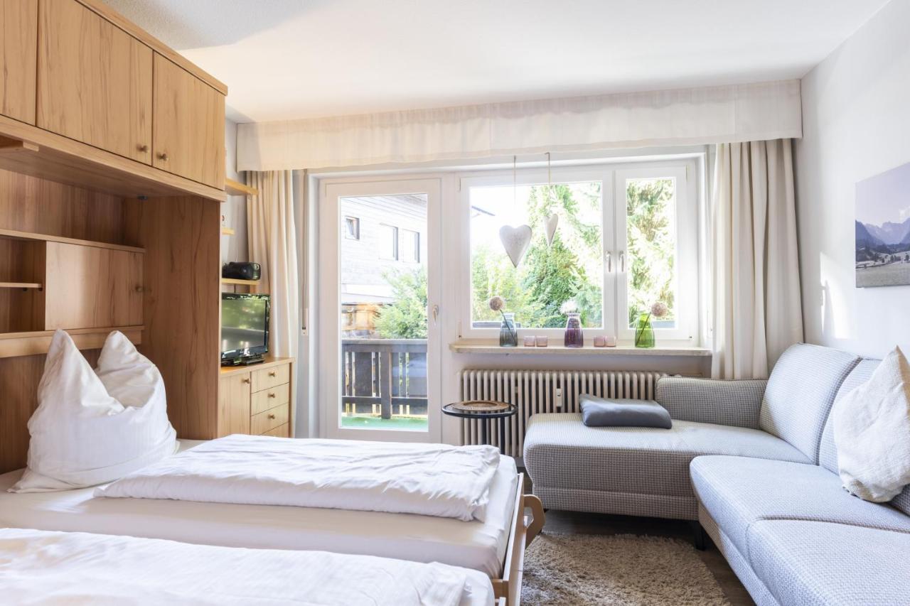 Ferienwohnung Overhoff Oberstdorf Exteriör bild